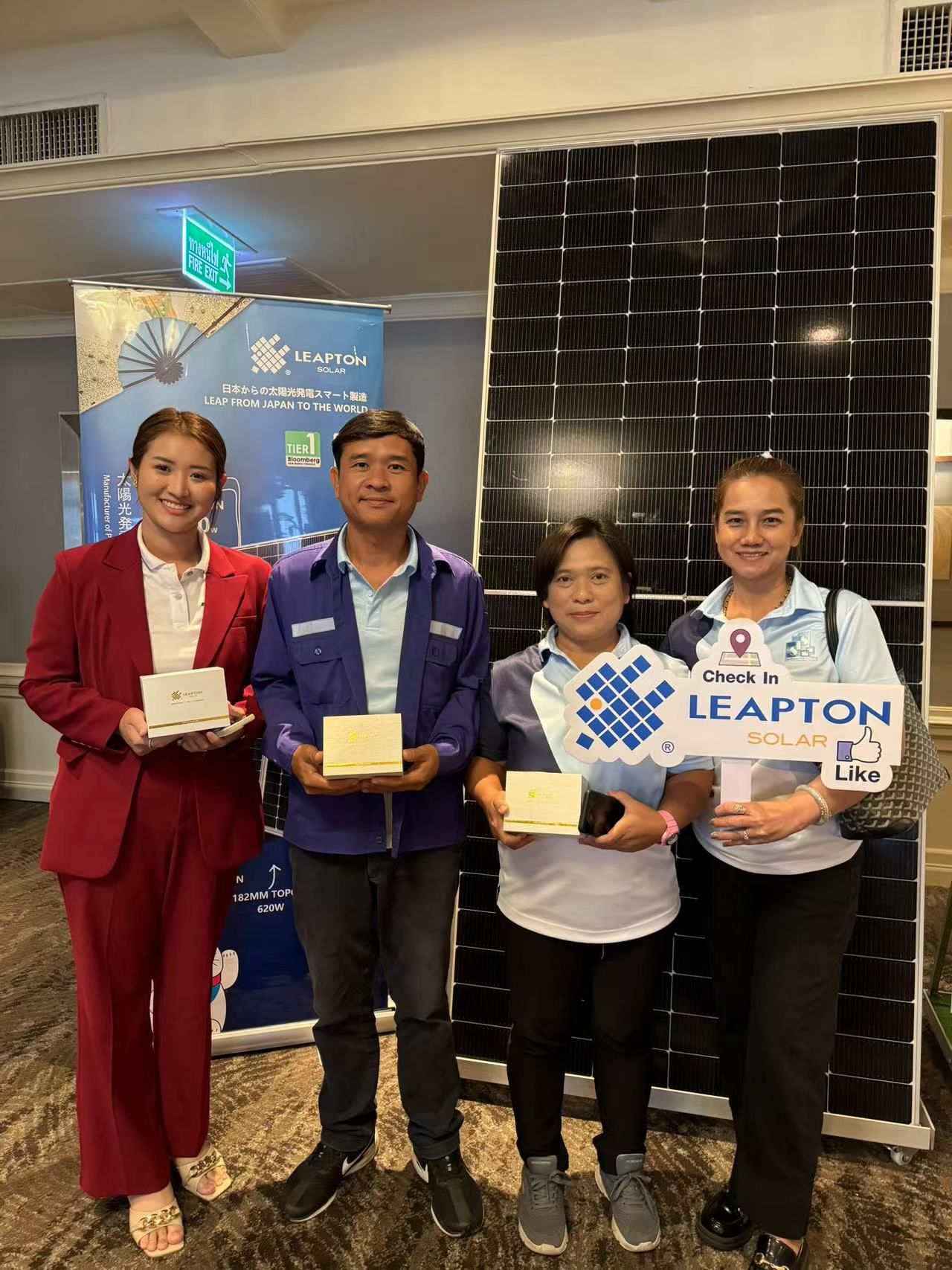Leapton's summer seminar held in Thailand was a complete success